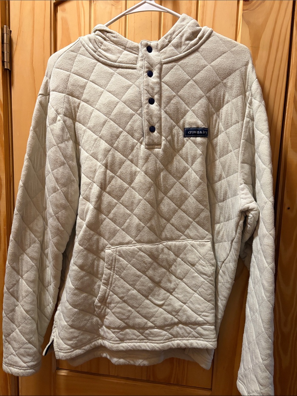 crown & ivy Quilted Cream Hooded Pullover